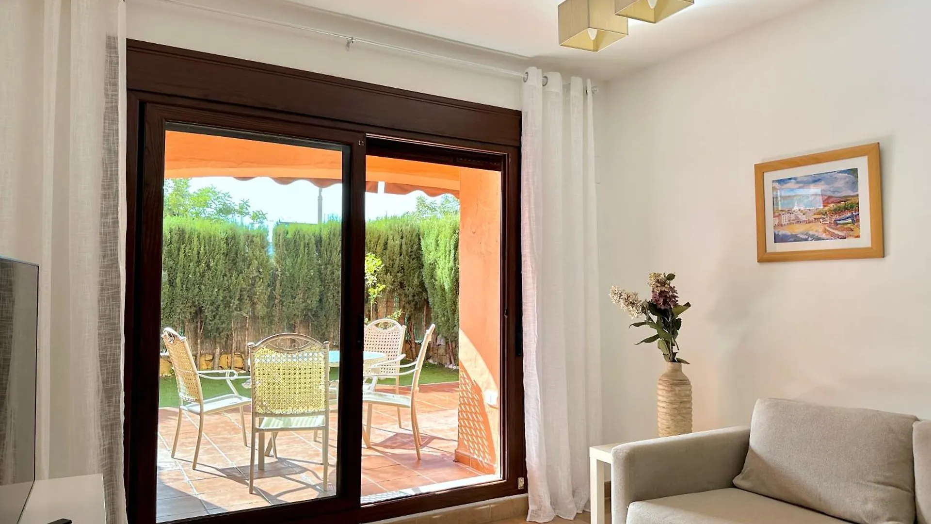 Beautiful 2-Bedroom Frontline Beach Apartment Estepona